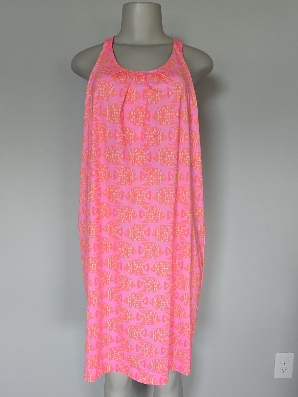 Vineyard Vines Performance pink/orange fish themed sleeveless dress-XL